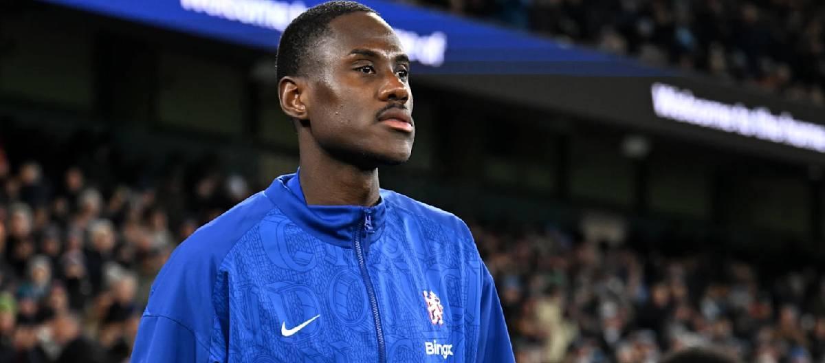 特雷沃·查洛巴为队友们感到无比自豪，认为他们在场上表现出了坚毅的拼搏精神