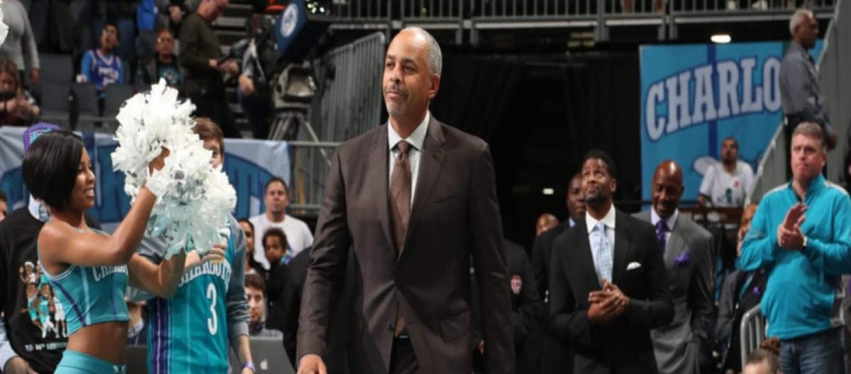 30号球衣退役在即，戴尔·库里成黄蜂队史第二人