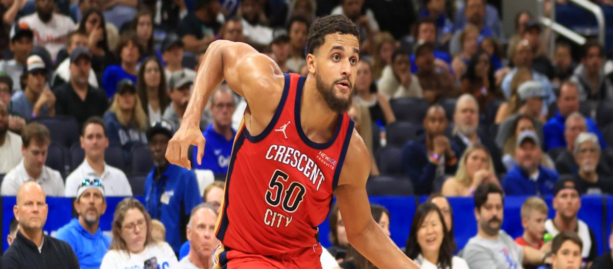 Official: The Mavericks have signed G League forward Robinson Earl to a 10-day contract.