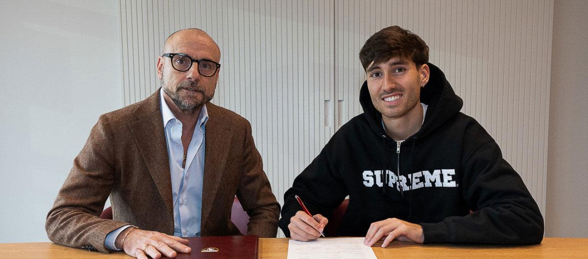 本菲卡的西班牙U21国脚左后卫拉斐尔·奥布拉多尔租借加盟都灵。