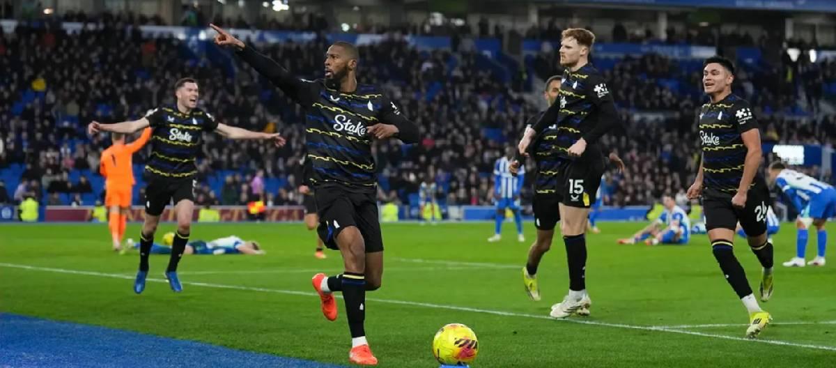 大卫·莫耶斯认为球队获得一分是相当不错的成果，在当前联赛中每一分都至关重要