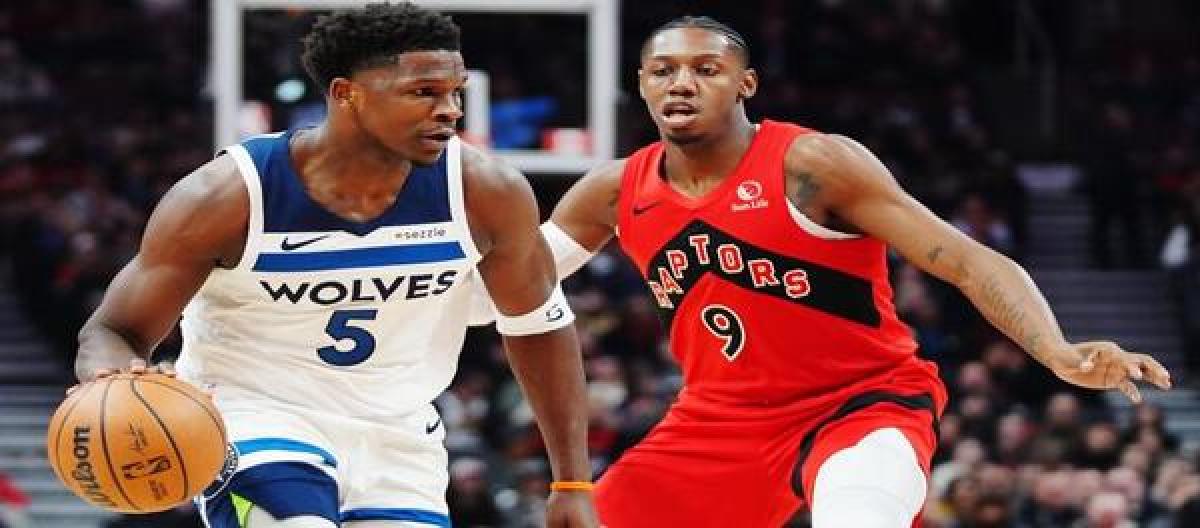 Edwards' 30 points led his team to a 128-126 victory over the Timberwolves.