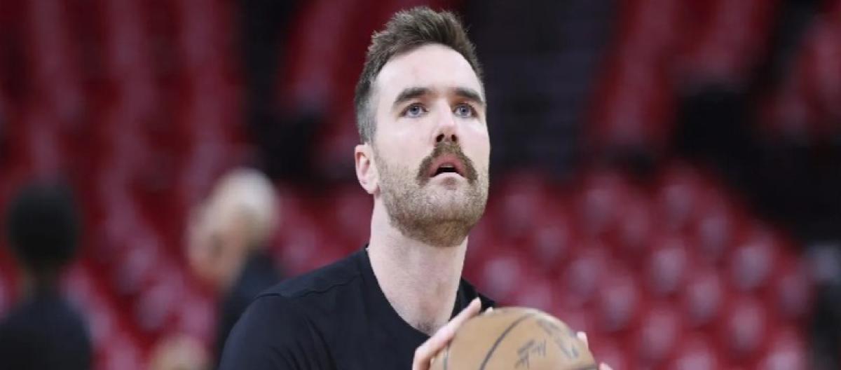 勇士官宣转正帕特里克·斯宾塞，同时计划追逐朗佐·鲍尔