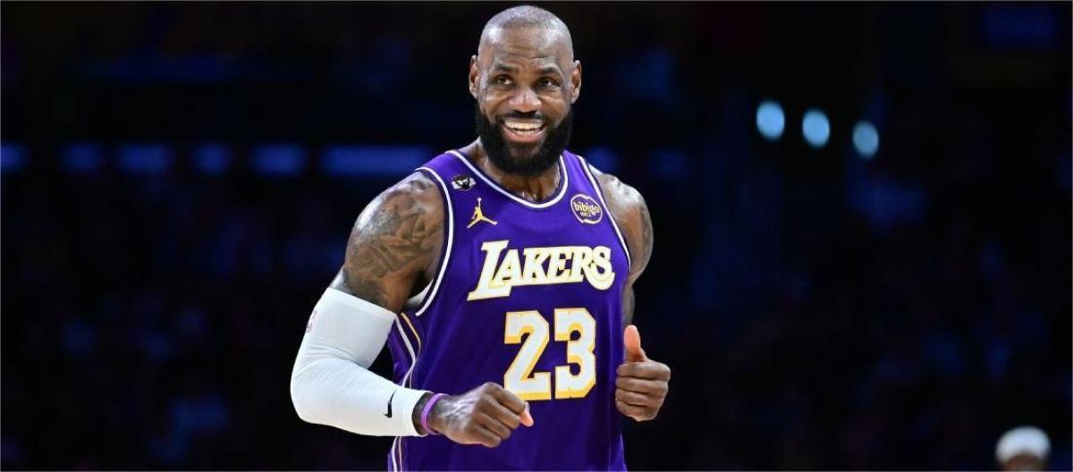 LeBron James expects the Lakers to enter the final stretch of the season with a fully healthy roster.