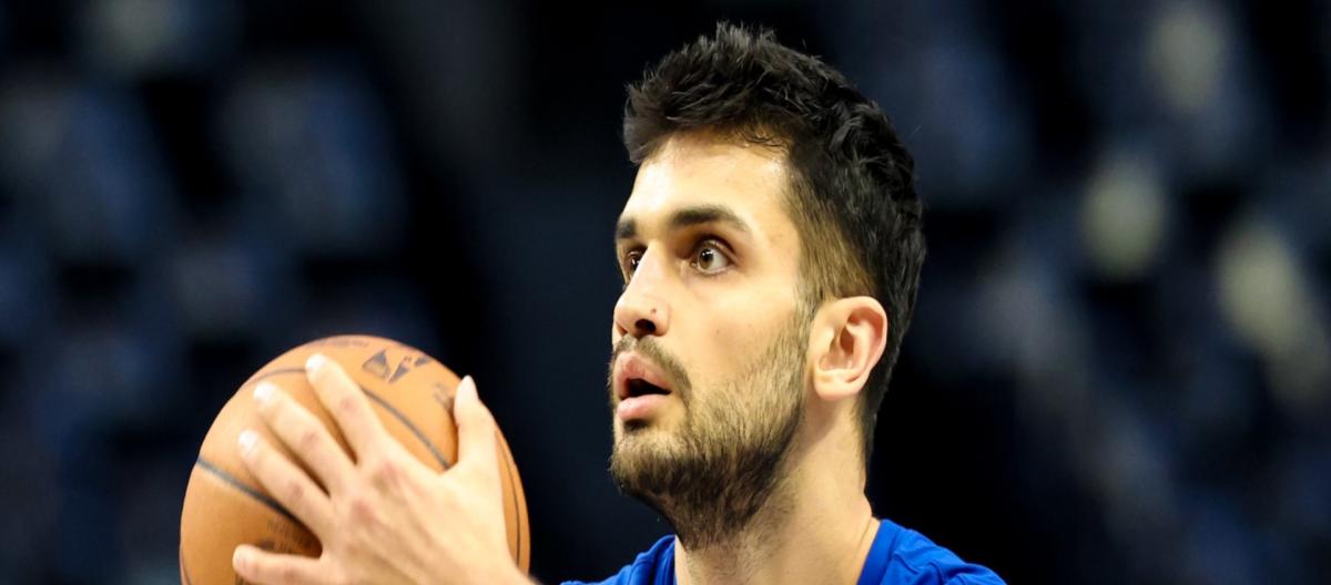 官方：勇士已与27岁中锋尤尔特塞文签下第二份10天合同