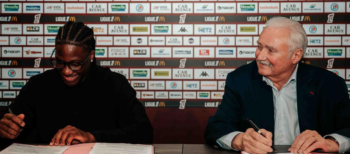 梅斯与刚果(金)U21国脚级前锋内森·姆巴拉签下首份职业合同.. 梅斯与刚果(金)U21国脚级前锋内森·姆巴拉签下首份职业合同..