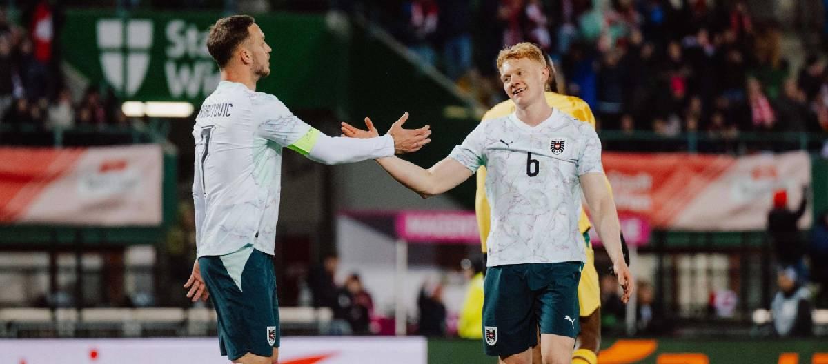 尼古拉斯·塞瓦尔德在比赛伤停补时阶段攻入制胜球，帮助奥地利队获胜