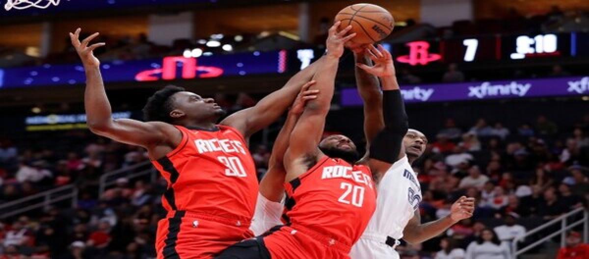 Whitehead's 26 points weren't enough to salvage the Rockets' 132-101 victory over the Grizzlies.