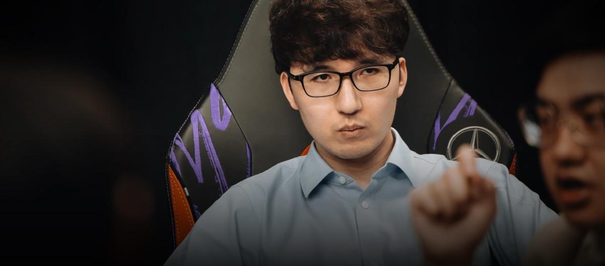 Is T1 Club a model of human relationships? Easyhoon didn't contribute much after leaving the team, yet they still brought him back to coach.