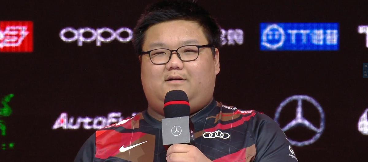 League of Legends: LPL player Qingtian was reported by Faker, triggering a chain reaction of fines and suspensions, raising questions about professional ethics.