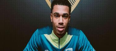 伯恩茅斯官宣从切尔西签下小将扎因·西尔科特-杜贝里..