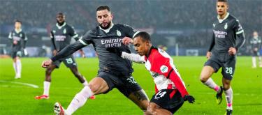 Champions League - AC Milan lost 0-1 to Feyenoord and failed to gain the upper hand