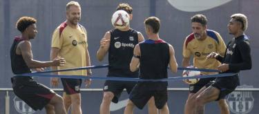 Barcelona is expected to reach the top, Flick advises not to look too far ahead