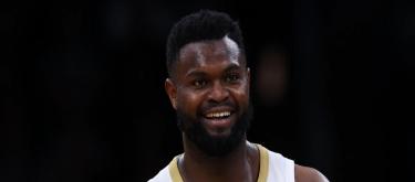 鹈鹕副总裁：没有任何关于交易锡安的命令，首先得熟悉球队内部