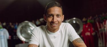 PSV埃因霍温与巴西籍后卫毛罗·儒尼奥尔完成续约..