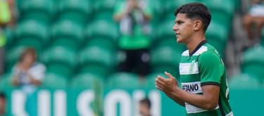 Simon Rusk explains reasoning behind Mateus Fernandez substitution