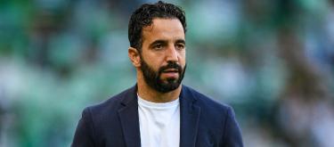 鲁本·阿莫林表示即使捧起欧联杯也无法抹平本赛季英超联赛的失望与低迷