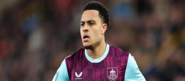 官方：前伯恩利中卫伊根-莱利以自由身加盟马赛