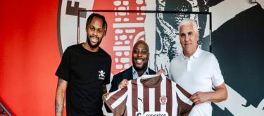 St. Pauli officially announced the signing of former Peterborough United striker Ricky-Jade Jones for free, the contract period is unknown