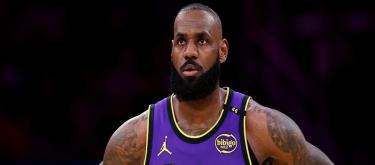 詹姆斯：有很多时间处理伤病，没有为退役设定具体时间表