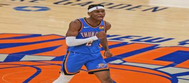 亚历山大太狠了！乔丹尘封32年的历史纪录被你超越