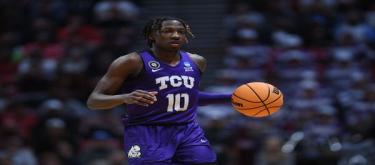 黄蜂裁掉达米昂·博，签下安东尼奥·里夫斯补强后场