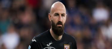 都灵门将米林科维奇-萨维奇租借加盟那不勒斯，合同包含买断条款