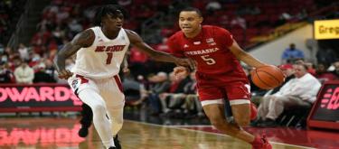 鹈鹕签下布莱斯·麦戈文斯 双向合同再迎发展机会