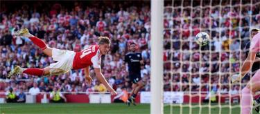 Emirates Cup - Cezarès scores as Arsenal beat Bilbao 3-0