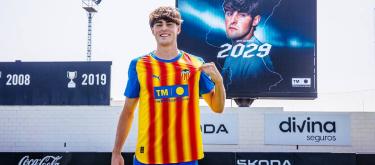 哈维·格拉与俱乐部达成协议，将合同延长至2029年