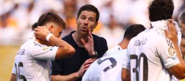 阿隆索谈新赛季前景：球队正在进步，良性竞争激发斗志