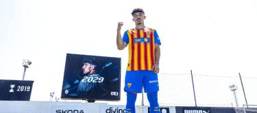 Diego Lopez: I will continue to give my all and strive for more honors for the team