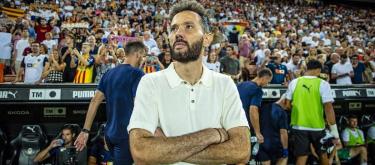 Carlos Corberán: I am very satisfied with the team's performance and the support from the fans is also very impressive