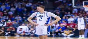 Flagg scored 10 points in his debut as the Mavericks defeated the Thunder in the preseason