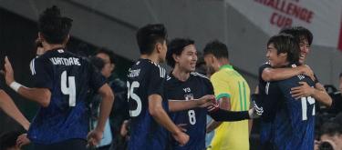 ◤国际友谊赛◢ 伊东纯也两传建功，日本 3-2 逆转爆冷战胜巴西..