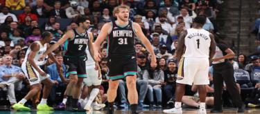 灰熊128-122力克鹈鹕 莫兰特爆发轰下35分