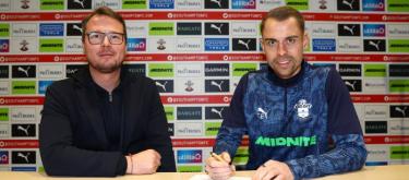 南安普顿确认托达·埃克特正式转正主帅