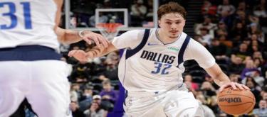 Flagg's 42 points weren't enough to save the Jazz, who won 140-133 in overtime.