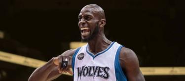 Garnett returns to Timberwolves, officially retiring his No. 21 jersey.