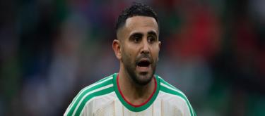 Africa Cup of Nations – Mahrez scores penalty to give Algeria a 1-0 victory over Burkina Faso and advance to the Round of 16.
