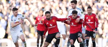 英超联赛——库尼亚破门　曼联1比1战平利兹联