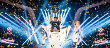 电竞国家杯，采用主办城市轮换制，两年举办一届。