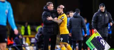 罗布·爱德华兹：布伦特福德的踢法令人印象深刻，这场比赛将会十分艰巨