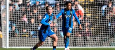 詹姆斯·希尔表示球队将在英超继续保持稳定表现，延续不败纪录