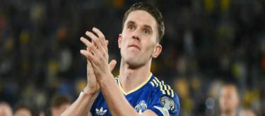 World Cup Qualifier – Dzekereš scores a hat-trick, Sweden defeats Ukraine 3-1 to advance to the final.