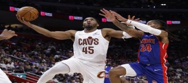 Mitchell led the Cavaliers to the Eastern Conference Finals, reaching their first conference finals appearance in his career.